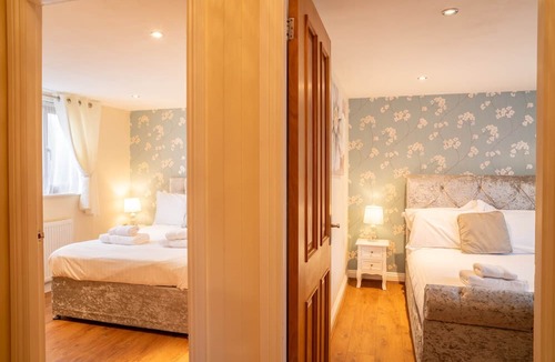 Wilberfoss Apartment | Elckys Lodge - Hot Tub Retreat Near York