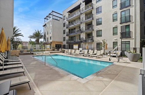 Santa Ana Heights Apartment | South Coast Modern: 2BD Gem | Pool, Gym + Parking