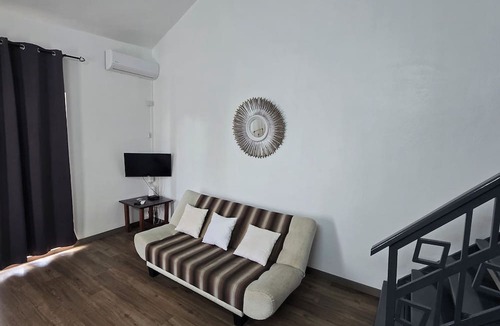 Trou d'Eau Douce Apartment | Beau Soleil Apartments