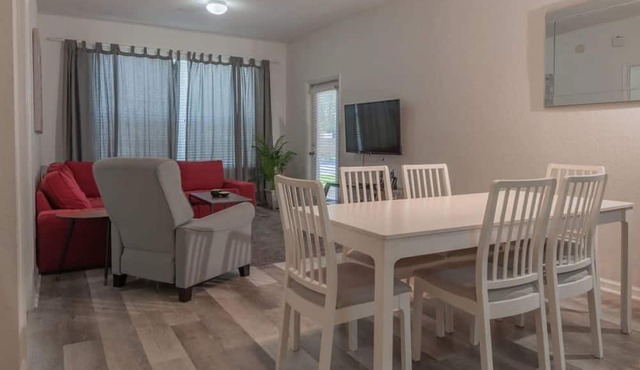 2785 Unit 105 Lovely Apartament 3BD Close to Disney