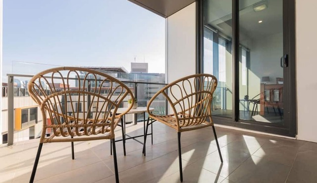 Prime Location Compact 1BD Apartment at Southbank