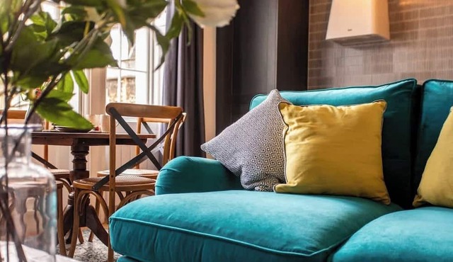 Elegant Bath Apartment Near Royal Crescent