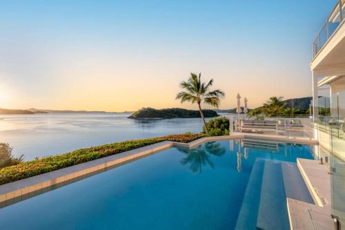 Vue de Bleu' Luxury Whitsunday Ocean View Retreat